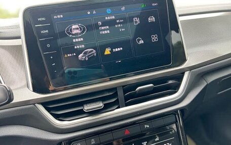 Volkswagen T-Roc I, 2023 год, 1 450 000 рублей, 18 фотография