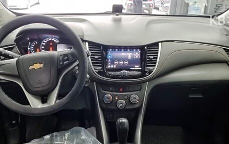 Chevrolet Trax, 2022 год, 1 120 000 рублей, 8 фотография