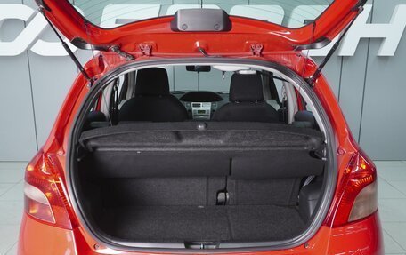 Toyota Yaris III рестайлинг, 2007 год, 699 000 рублей, 16 фотография