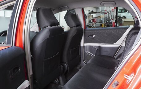 Toyota Yaris III рестайлинг, 2007 год, 699 000 рублей, 11 фотография