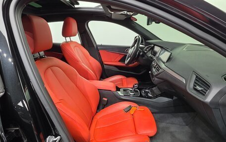 BMW 1 серия, 2026 год, 2 250 000 рублей, 10 фотография