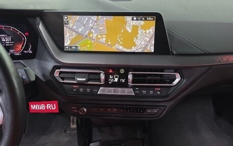 BMW 1 серия, 2026 год, 2 250 000 рублей, 15 фотография