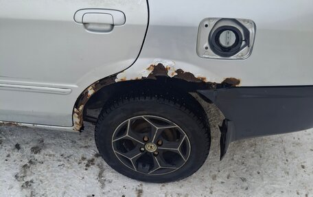 Mazda 323, 2002 год, 180 000 рублей, 12 фотография