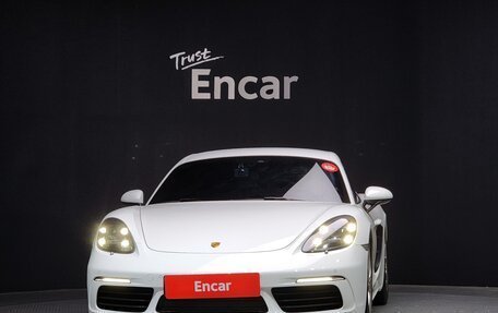 Porsche Cayman, 2019 год, 9 000 000 рублей, 4 фотография