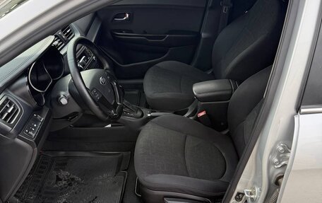 KIA Rio III рестайлинг, 2015 год, 1 100 000 рублей, 26 фотография