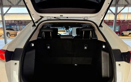 Honda Vezel, 2022 год, 1 630 004 рублей, 15 фотография
