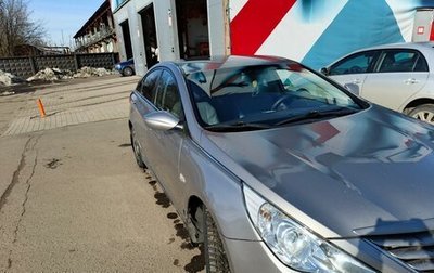 Hyundai Sonata VI, 2010 год, 810 000 рублей, 1 фотография