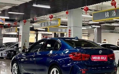 BMW 1 серия, 2023 год, 1 840 000 рублей, 5 фотография