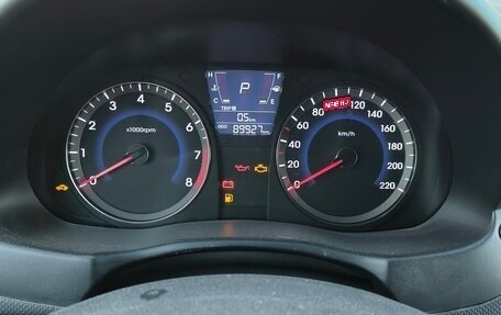 Hyundai Solaris II рестайлинг, 2012 год, 800 000 рублей, 7 фотография