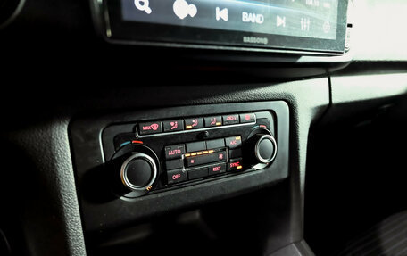 Volkswagen Amarok I рестайлинг, 2013 год, 1 550 000 рублей, 15 фотография