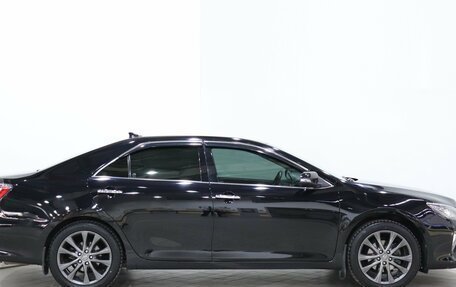 Toyota Camry, 2017 год, 2 190 000 рублей, 4 фотография