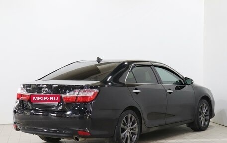 Toyota Camry, 2017 год, 2 190 000 рублей, 5 фотография