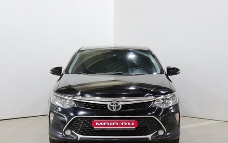 Toyota Camry, 2017 год, 2 190 000 рублей, 2 фотография