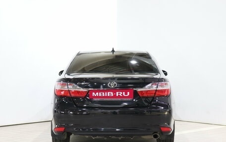 Toyota Camry, 2017 год, 2 190 000 рублей, 6 фотография