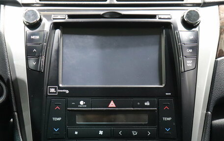 Toyota Camry, 2017 год, 2 190 000 рублей, 16 фотография