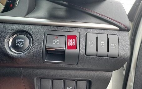 Toyota Harrier, 2017 год, 2 350 000 рублей, 20 фотография