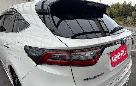 Toyota Harrier, 2017 год, 2 350 000 рублей, 8 фотография