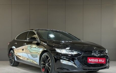 Chevrolet Malibu IX, 2022 год, 1 745 000 рублей, 2 фотография