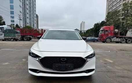 Mazda 3, 2022 год, 1 920 000 рублей, 2 фотография