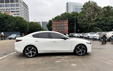Mazda 3, 2022 год, 1 920 000 рублей, 8 фотография