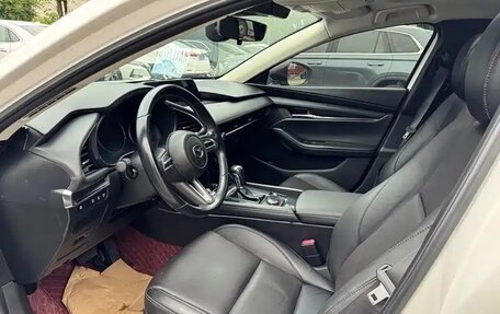 Mazda 3, 2022 год, 1 920 000 рублей, 12 фотография