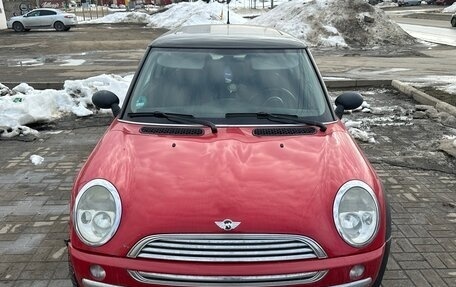 MINI Hatch, 2002 год, 195 000 рублей, 1 фотография