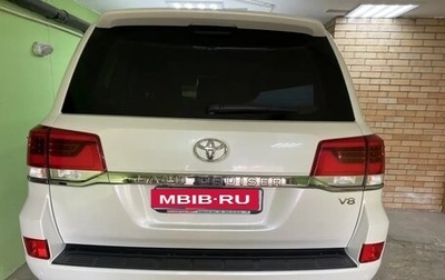 Toyota Land Cruiser 200, 2020 год, 7 600 000 рублей, 1 фотография