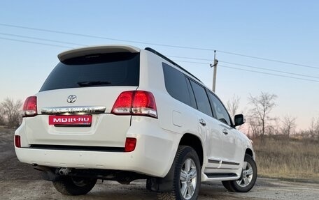 Toyota Land Cruiser 200, 2013 год, 3 600 000 рублей, 21 фотография