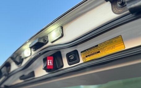 Toyota Land Cruiser 200, 2013 год, 3 600 000 рублей, 19 фотография