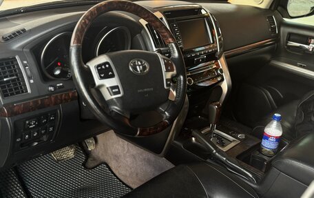 Toyota Land Cruiser 200, 2013 год, 3 600 000 рублей, 39 фотография