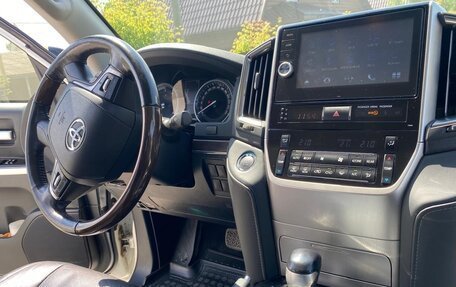 Toyota Land Cruiser 200, 2020 год, 7 600 000 рублей, 8 фотография