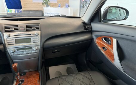 Toyota Camry, 2011 год, 1 679 000 рублей, 15 фотография