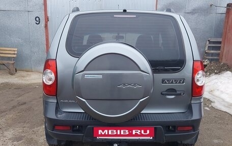 Chevrolet Niva I рестайлинг, 2010 год, 550 000 рублей, 4 фотография