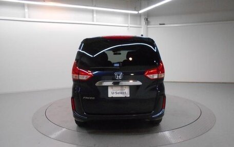 Honda Freed II, 2022 год, 1 600 000 рублей, 8 фотография