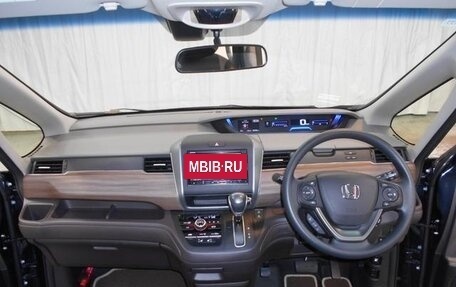 Honda Freed II, 2022 год, 1 600 000 рублей, 9 фотография