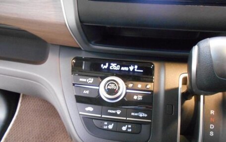 Honda Freed II, 2022 год, 1 600 000 рублей, 29 фотография