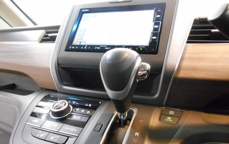 Honda Freed II, 2022 год, 1 600 000 рублей, 30 фотография