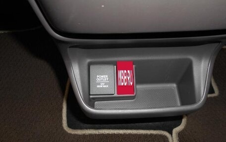 Honda Freed II, 2022 год, 1 600 000 рублей, 32 фотография