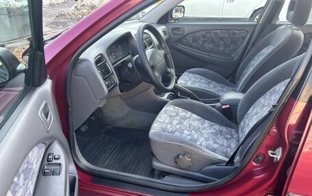 Toyota Avensis III рестайлинг, 1998 год, 415 000 рублей, 10 фотография