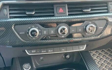 Audi A4, 2022 год, 3 235 055 рублей, 16 фотография