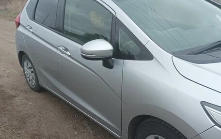 Honda Fit III, 2016 год, 930 000 рублей, 1 фотография