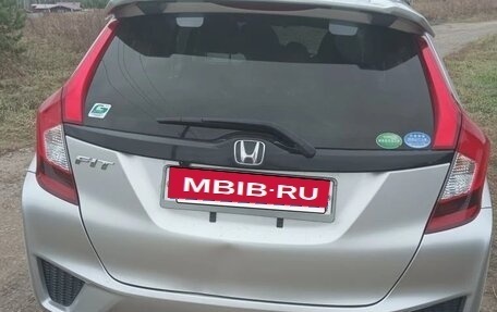 Honda Fit III, 2016 год, 930 000 рублей, 2 фотография