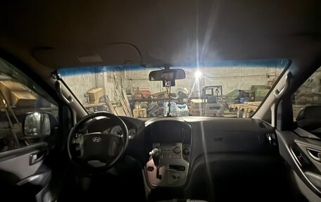 Hyundai Grand Starex Grand Starex I рестайлинг 2, 2009 год, 1 150 000 рублей, 9 фотография