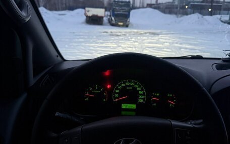 Hyundai Grand Starex Grand Starex I рестайлинг 2, 2009 год, 1 150 000 рублей, 15 фотография