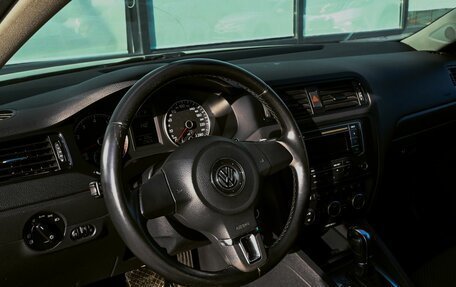 Volkswagen Jetta VI, 2013 год, 931 000 рублей, 10 фотография