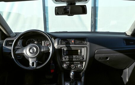 Volkswagen Jetta VI, 2013 год, 931 000 рублей, 12 фотография