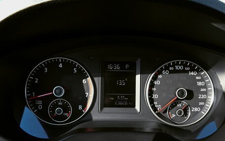 Volkswagen Jetta VI, 2013 год, 931 000 рублей, 16 фотография