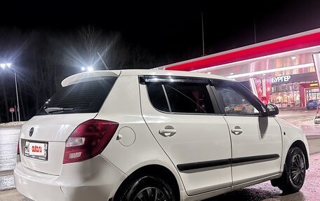 Skoda Fabia II, 2011 год, 420 000 рублей, 3 фотография