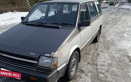 Mitsubishi Chariot I, 1986 год, 150 000 рублей, 13 фотография