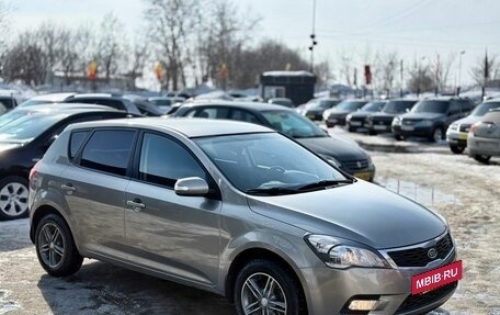 KIA cee'd I рестайлинг, 2011 год, 659 000 рублей, 3 фотография